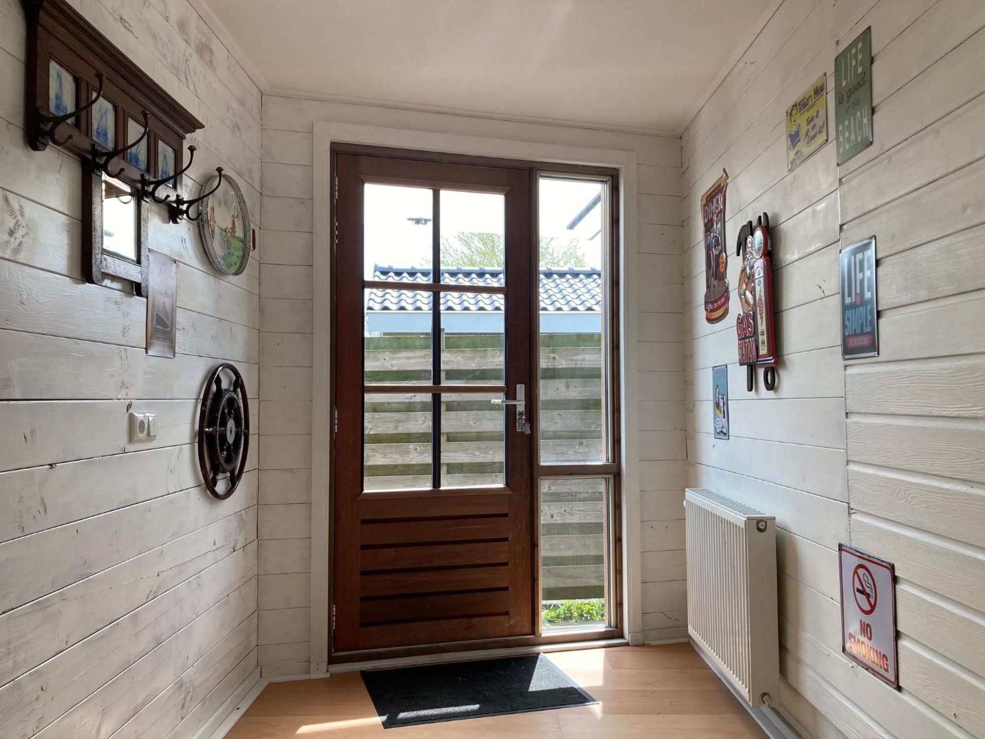 Lakeview 6 Pers Holiday Home Aurora With Fenced Garden, Whirlpool And Sauna Anjum Exterior foto